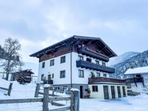 Apartment Ferwienwohnung Oberberghof by Interhome